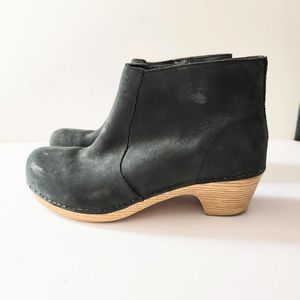 Dansko Black Leather Wooden Clog Booties EU37 ~ US 6.5-7